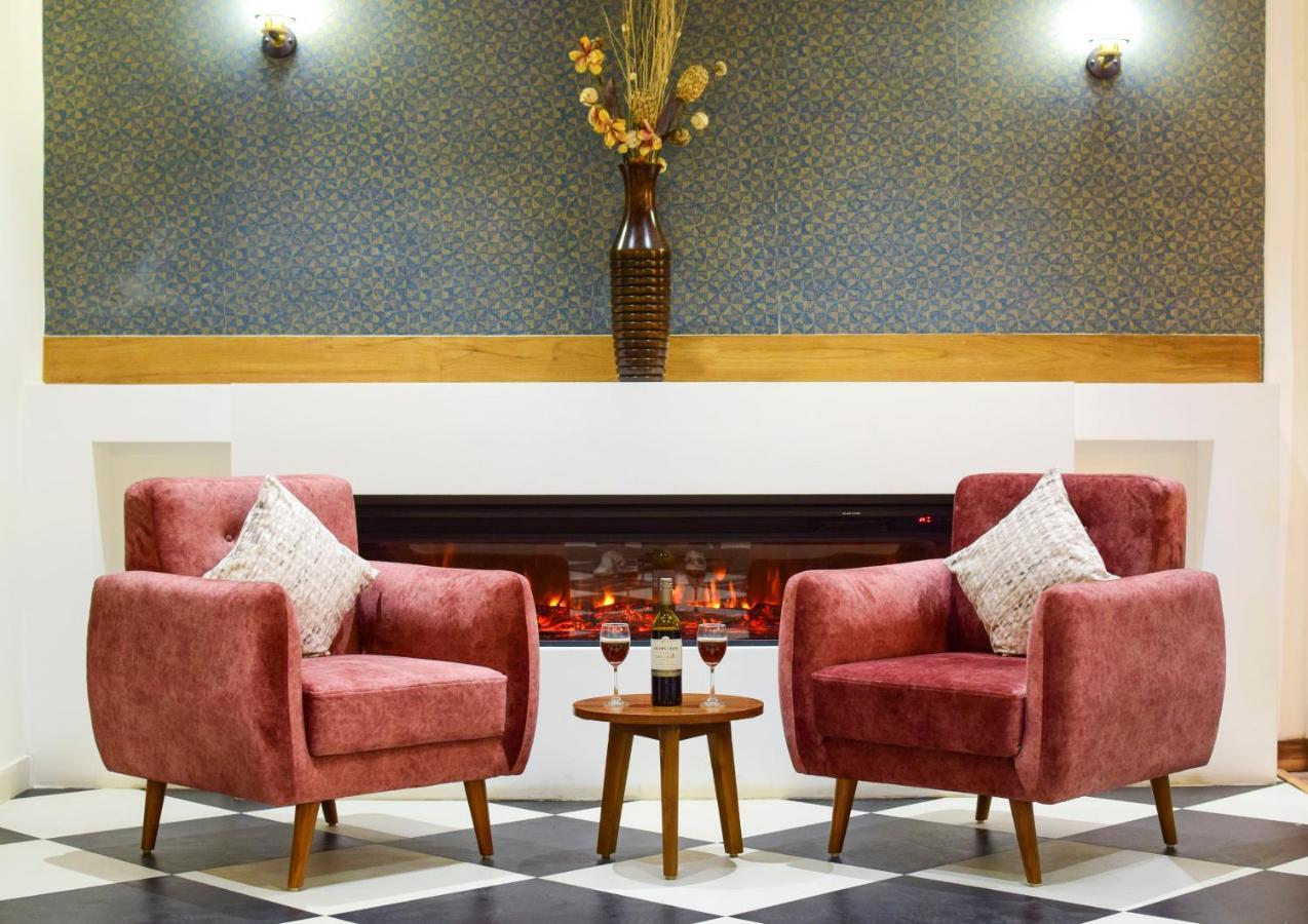 Jb Residency Zirakpur !! Top Rated & Most Awarded Property In Zirakpur Hotell Eksteriør bilde
